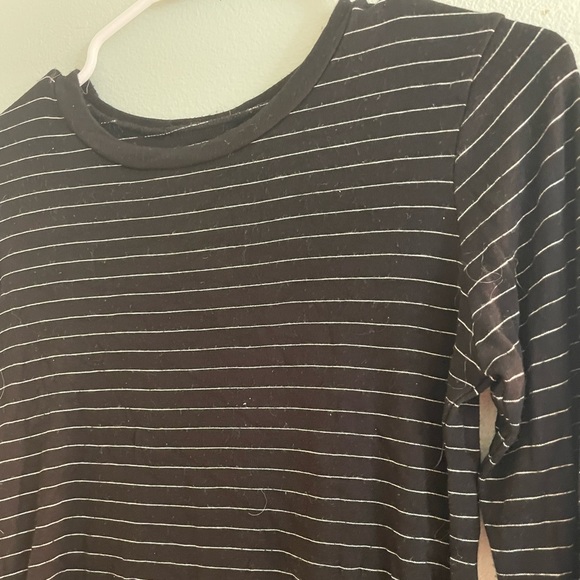 Women's Striped Crop Top - Picture 5 of 7